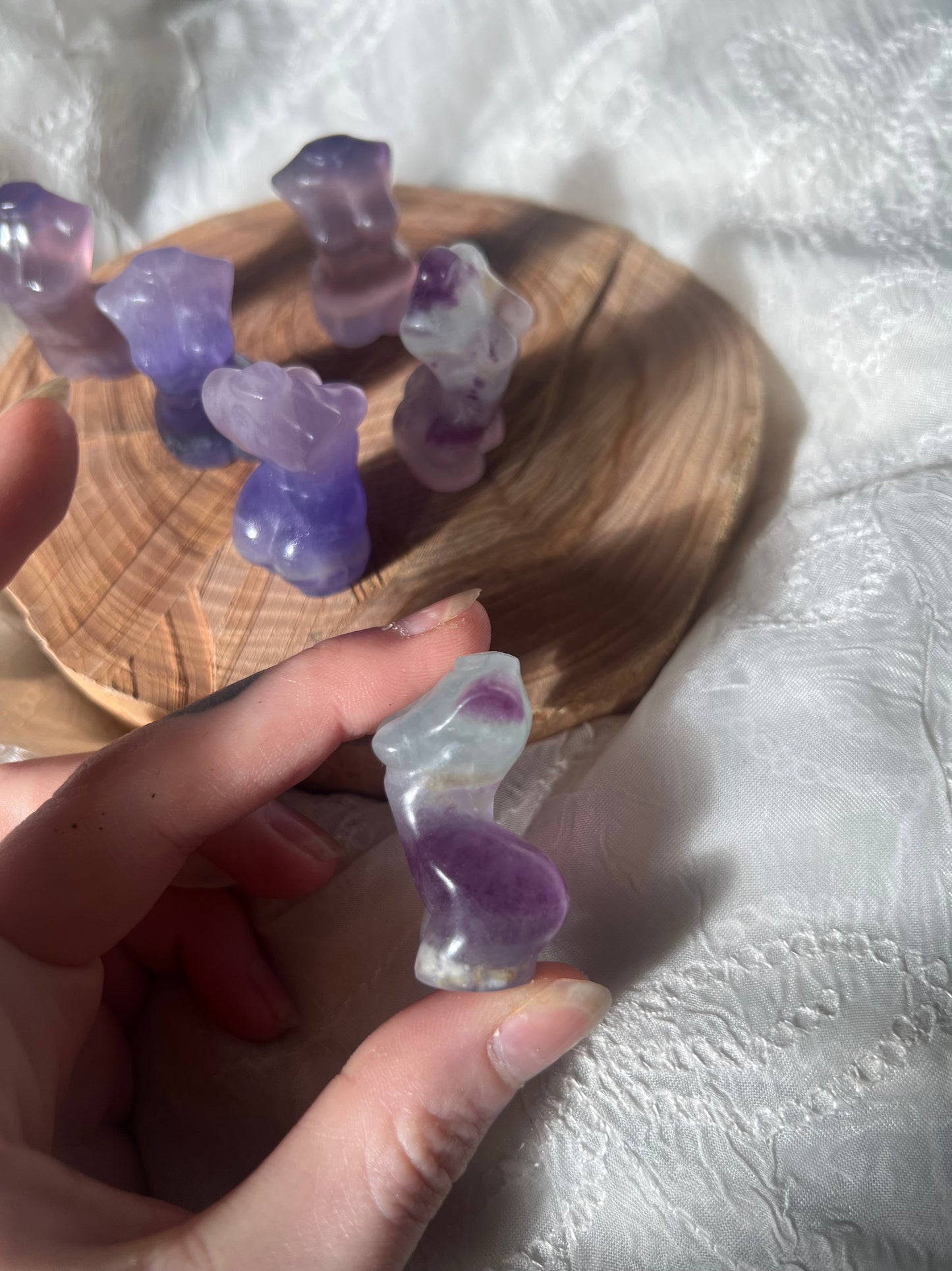 mini fluorite goddess body carvings
