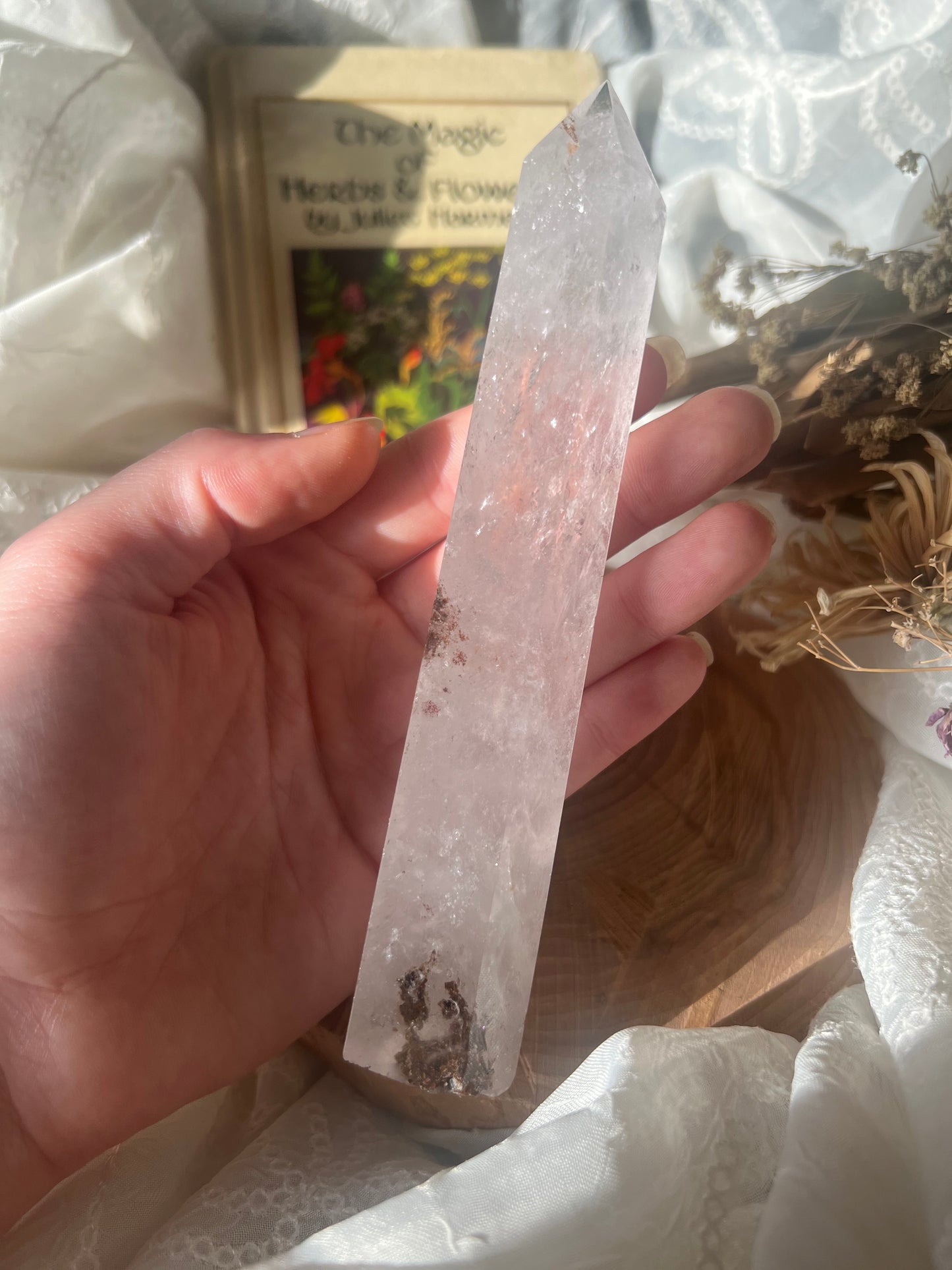 A grade clear quartz large tower