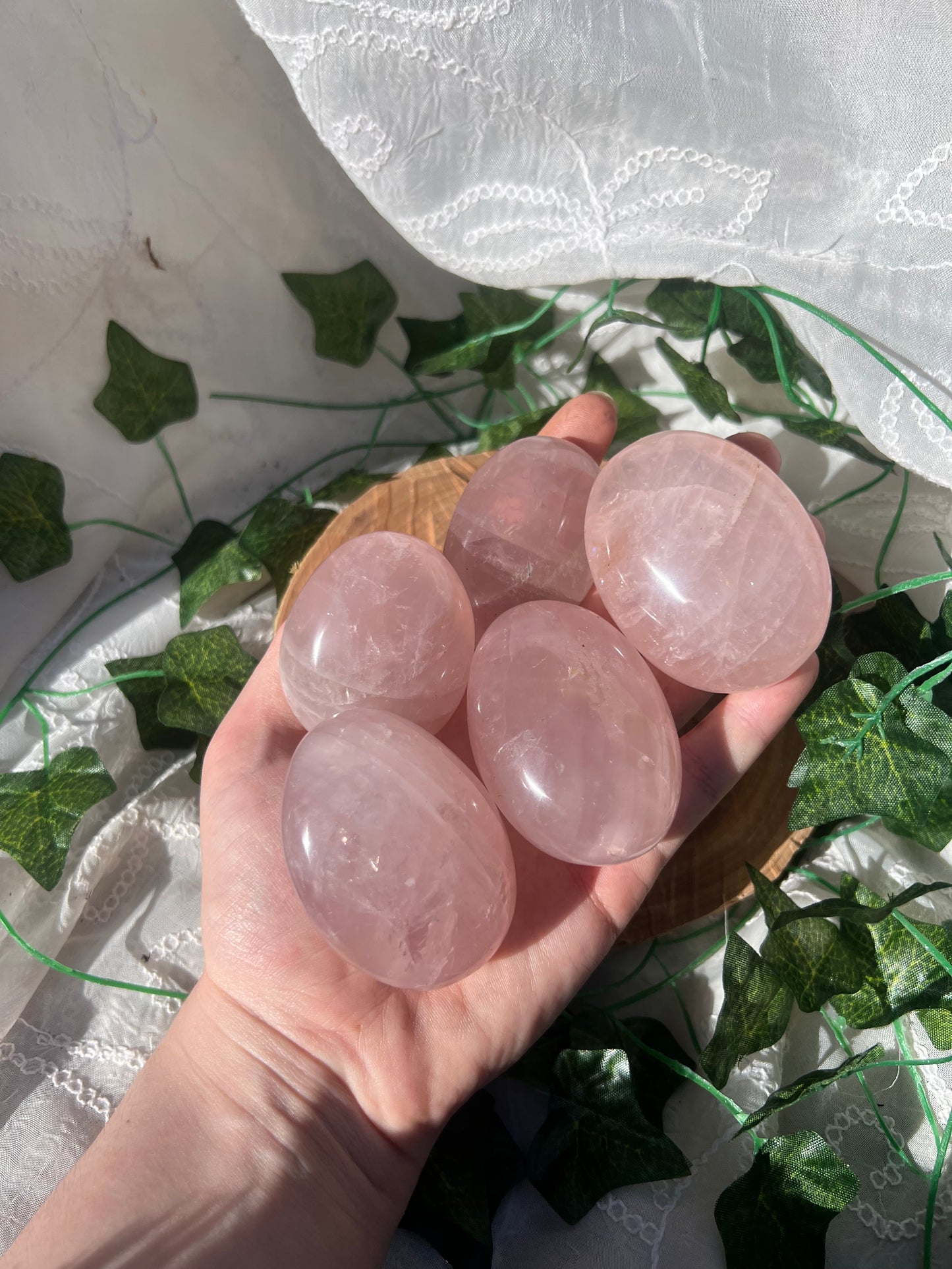 rose quartz palm stone/pebbles
