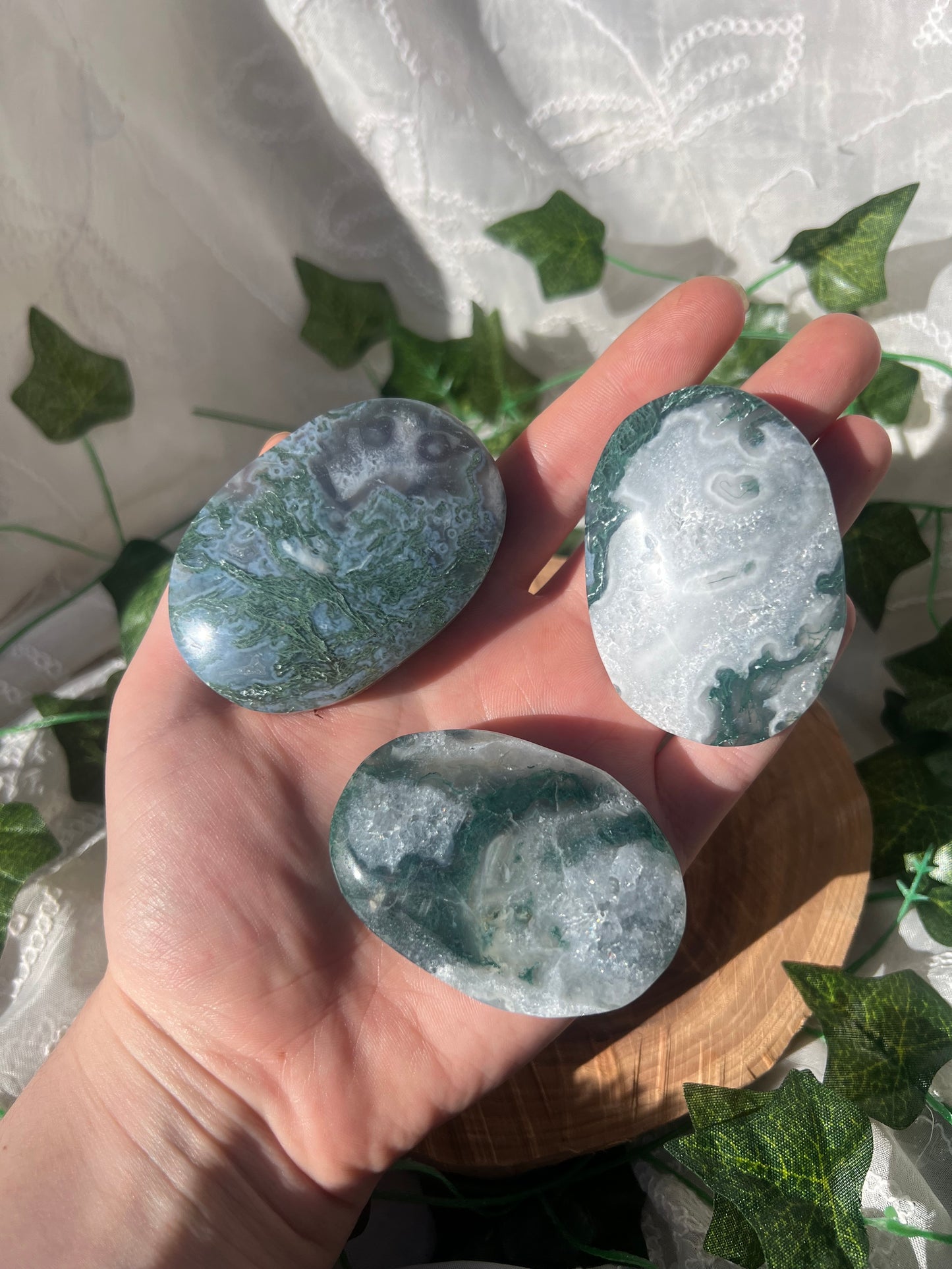 moss agate palm stone/pebbles