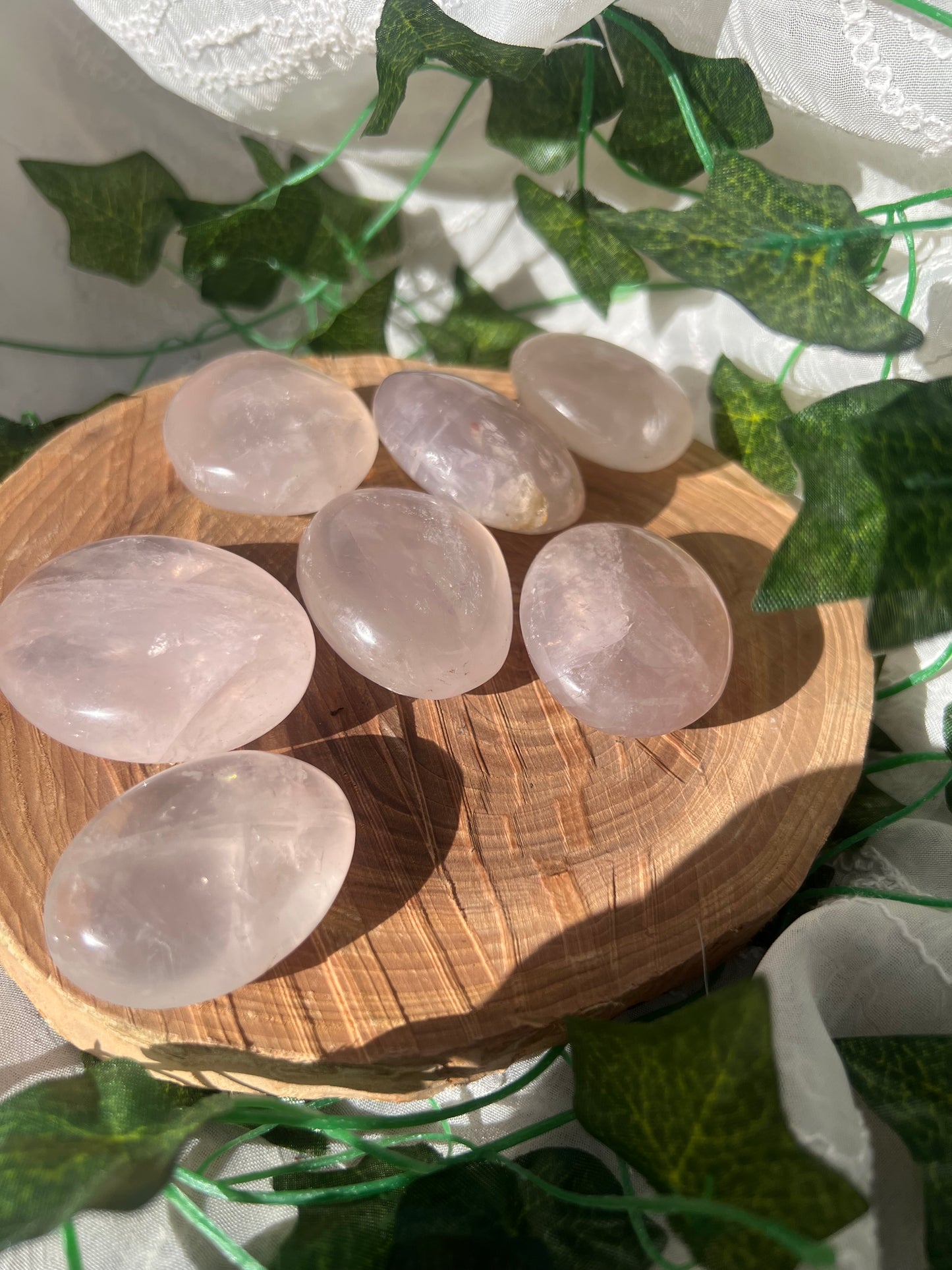 rose quartz palm stone/pebbles