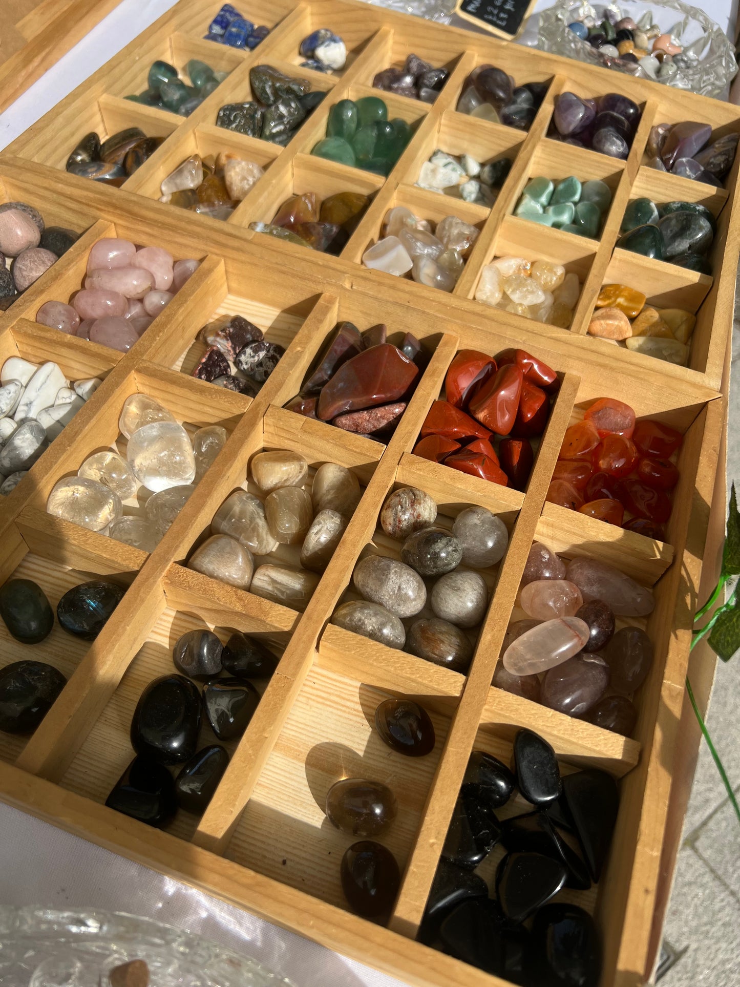 Intuitively chosen tumble stone pick and mix