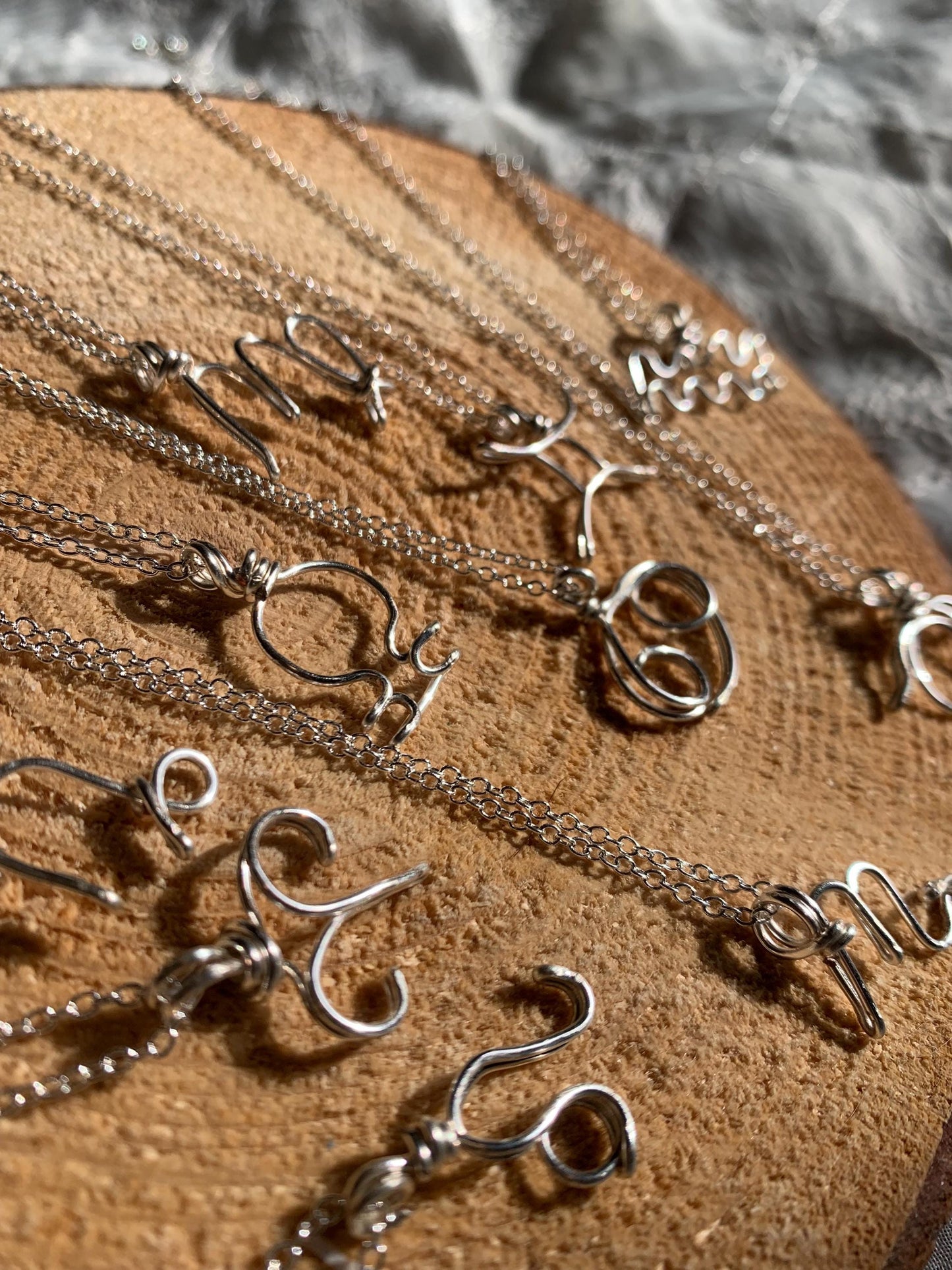 handmade wire zodiac symbol star signs gift for Aries-Taurus-Gemini-Cancer-Leo-Virgo-Libra-Scorpio-Sagittarius-capricorn-pisces-aquarius